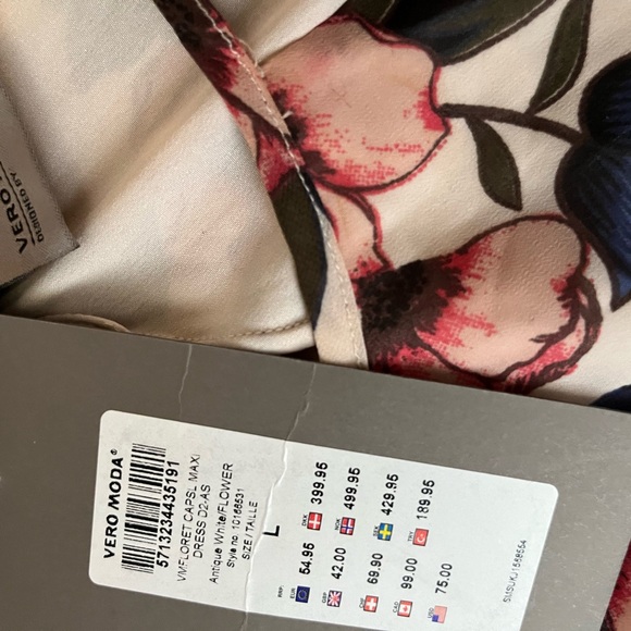 Vero Moda maxi dress - Picture 2 of 3